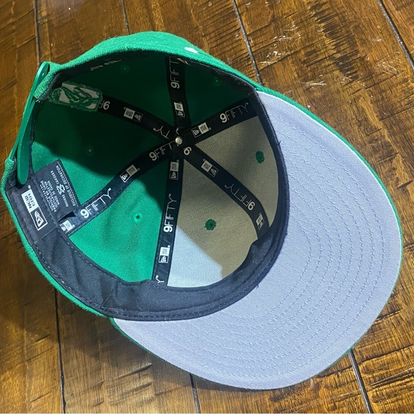 Boston Celtics hat. - Picture 4 of 4